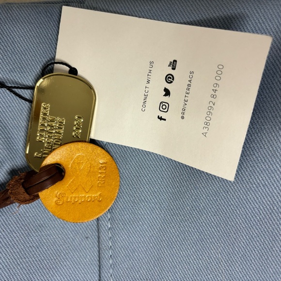 R. Riveter Otto Signature Light Blue Canvas Brown Leather Satchel w/ S. Case NWT - Picture 4 of 8